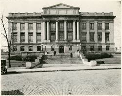 Hardin County Courthouse