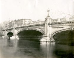Capitol Avenue Bridge