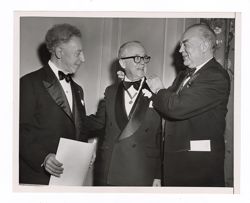Arthur Rubinstein, Roy W. Howard & Ray Vir Den