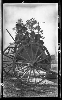 North Carolina "Blackberries" (black children) March 1906, p.m.