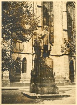 Statue of Johann Sebastin Bach