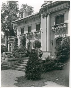W. H. Noll Residence