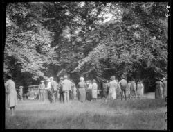Another group at the Old Settlers' meeting, 1927