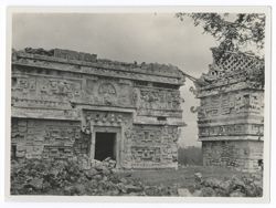 Item 0178. Medium shot of the Annex to the Palace of the Nunnery and the Iglesia.