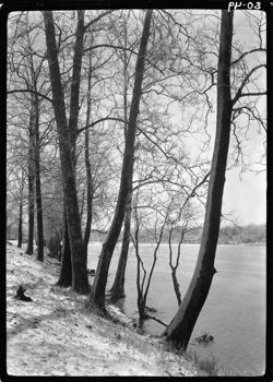Maumee River, winter day, Defiance, Ohio