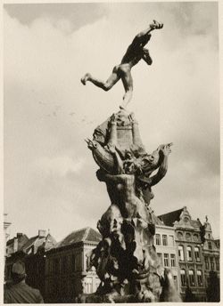 Statue in public square, Antwerp, Belgium