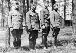 No title given - Native American soldiers with commanding officer 