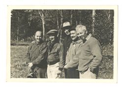 Roy Howard and companions outdoors