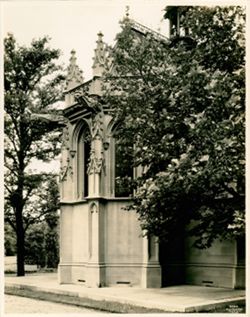 Belmont mausoleum