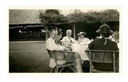 Roy Howard dines at the Polo Club, Manila
