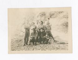 Photograph of the Rohe family outdoors