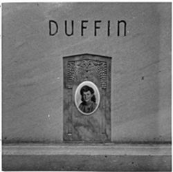 Picture inset. Duffin (modern)