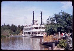 River steam boat Mark Twain Disneyland