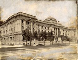 Milwaukee Public Library & Museum