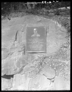 DuPont marker near Cumberland Falls