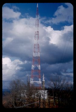 Radio tower of WBRC and Vulcan statue on height south of Birmingham