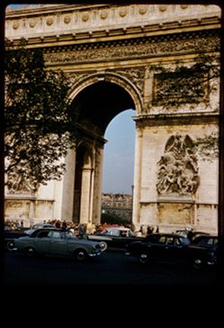 Arc de Triomphe from Ave. de la Grande Armée O & S