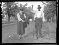 Mrs. Leoti T. Trook, Indianapolis and Jim Schooley, Morgantown, with rattlesnake, killed Belmont
