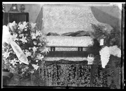Mr. Sylvester Barnes' wife in casket