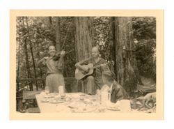 Guitar and fiddle players at Bohemian Grove