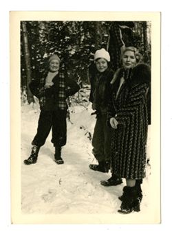 Peggy Howard and others showing winter fashions