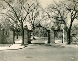 University of Minnesota Campus Entrance