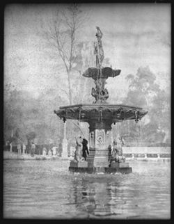 Fountain in Alameda