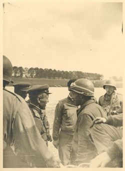 US Soldier talks with Russian Officer near the Elbe River in Torgau, Germany