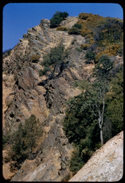 Rocky wall along Calif. Hwy 140 5 miles west of Mariposa Ekcl