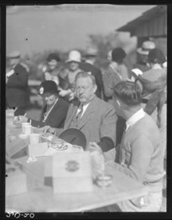 Republican convention figures, state park, 1931