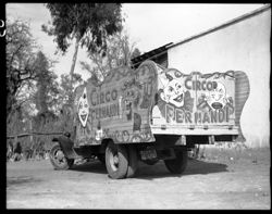 Circus wagon at Xochimilco