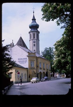 Church Vienna suburbs of Grinzing