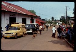 Parking in Robertsport