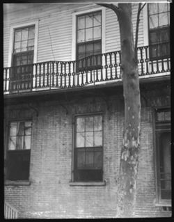 Balcony at Vicksburg, victim of cannon ball
