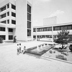 Northside Hall courtyard at IU South Bend, 1972-07-11