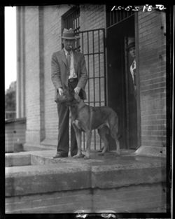 At Albany, Ga., sheriff and dog