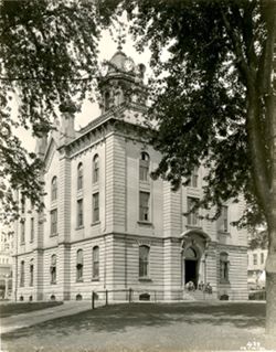 Lawrence County Courthouse