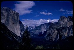 Yosemite valley from Tunnel view