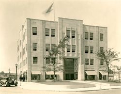 Strawbridge & Clothier Store