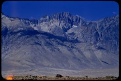 High sierra seen from US 395 - Inyo county
