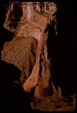 Canyon de Chelly Speaking Rock