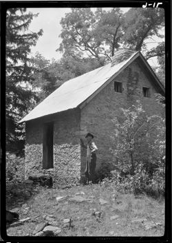 J.H. Young and home, near Porter's Cave