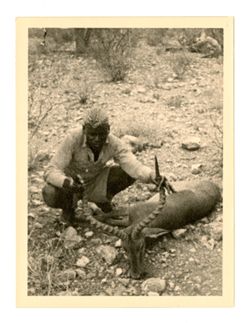 Hunting guide with antelope