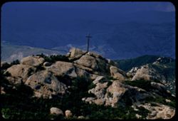 Cross in Santa Ynez Mountains below San Marcos Pass