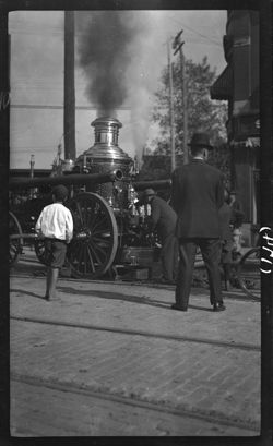 Steamer at Cornell Ave., about Sept. 1910, 3:30 p.m.