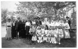 Family reunion - David Blume? - June 1918