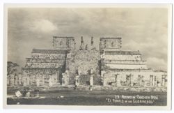 Item 21. "29. Ruinas de Chichen Itzá/'El Temple de los Guerreros'"