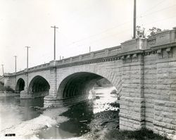 College Avenue Bridge