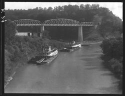 Cumberland River and highway bridge at Burnside from toll bridge