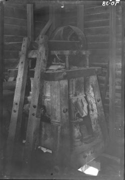 Burrs in the Wigal mill